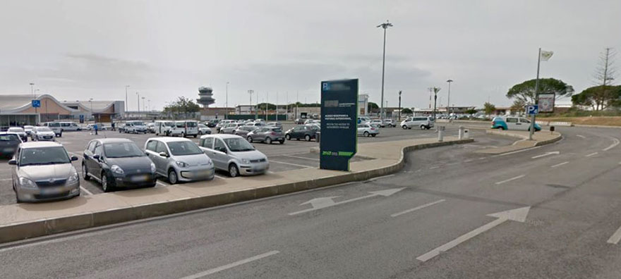 P4 parking at Faro Airport